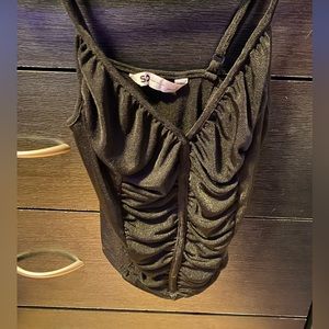 Tank top with mesh siding